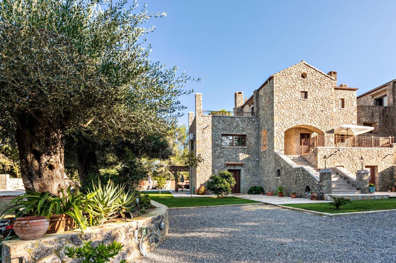 Filia Stone Villa Gouvia Exterior foto