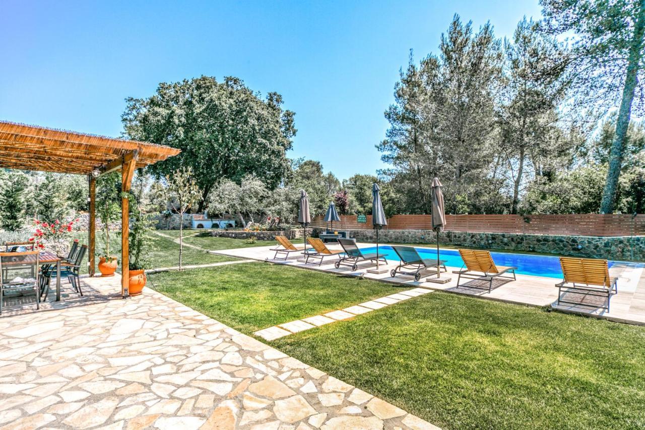 Filia Stone Villa Gouvia Exterior foto